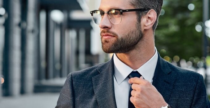 How to Become a Better Man( 6 Actionable Tips)